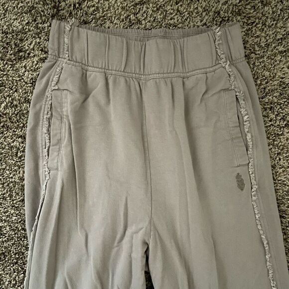Free People Movement Where the Wind Blows high rise Joggers women’s size Small - Picture 6 of 13